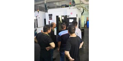 k1体育麻将胡了精机年终保养活动顺遂开展，，，，，包管机床高效运转